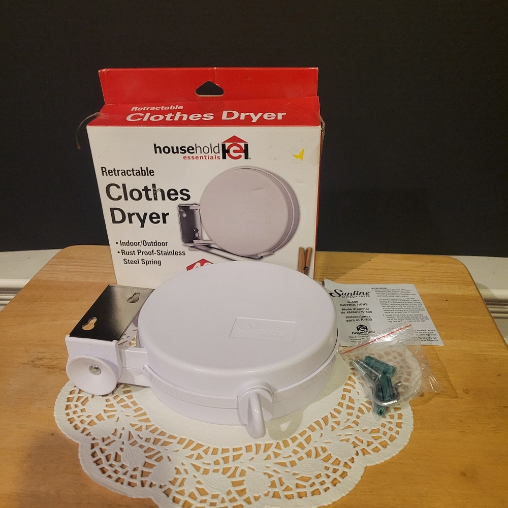 Household Essentials Retractable Clothes Dryer NIB Indoor/Outdoor
